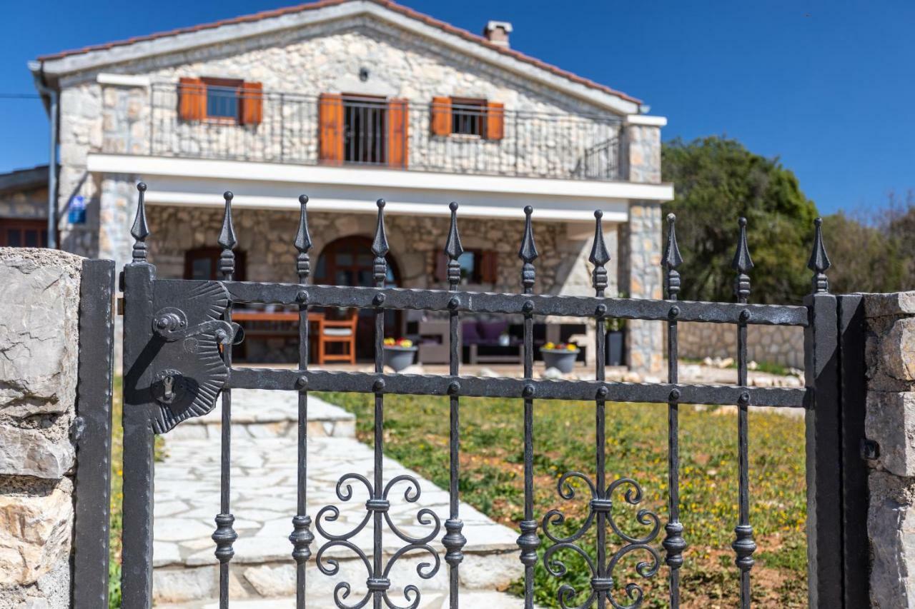 Villa Korina Pinezići Exterior foto